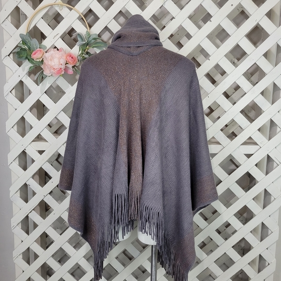 New with Tag Arianna by Howard's Cowl Neck Copper and Grey Poncho One Size - Picture 5 of 7